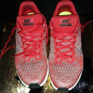 Nike Airmax ( boys/ young men)